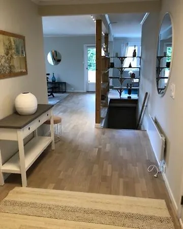 Family House 아파트