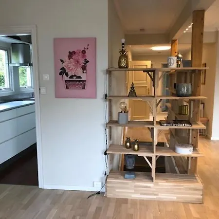 Family House 아파트 *